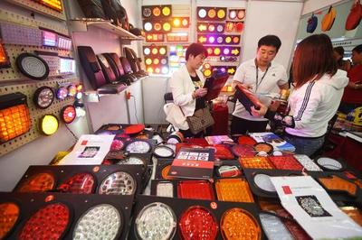 辦汽配展離不開武漢 1700多家企業攜拳頭產品匯聚江城